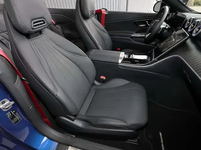 Mercedes-Benz CLE 300