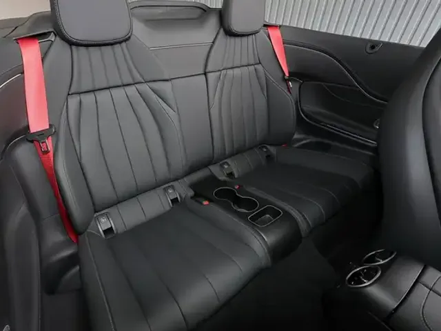 Mercedes-Benz CLE 300