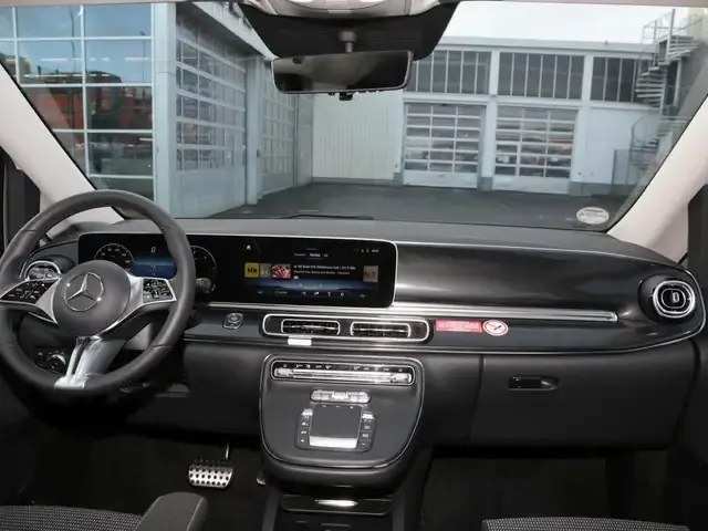 Mercedes-Benz V 300