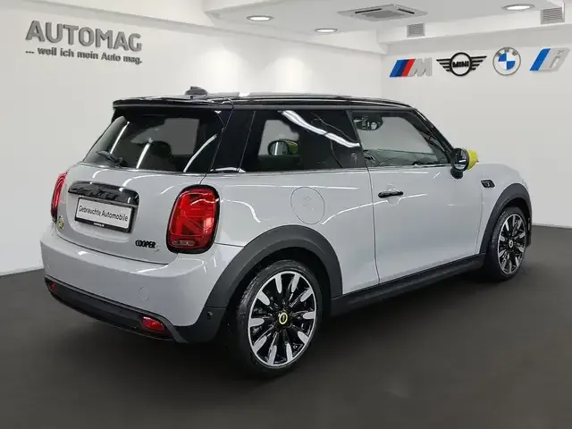 MINI Cooper SE