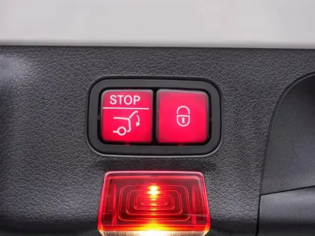 Mercedes-Benz CLA 220