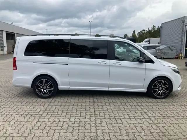 Mercedes-Benz V 300
