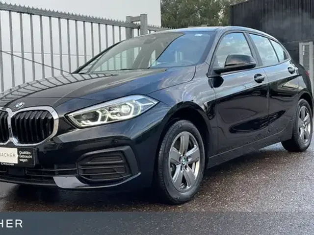 BMW 118