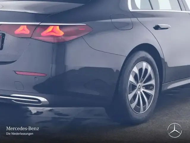 Mercedes-Benz E 200