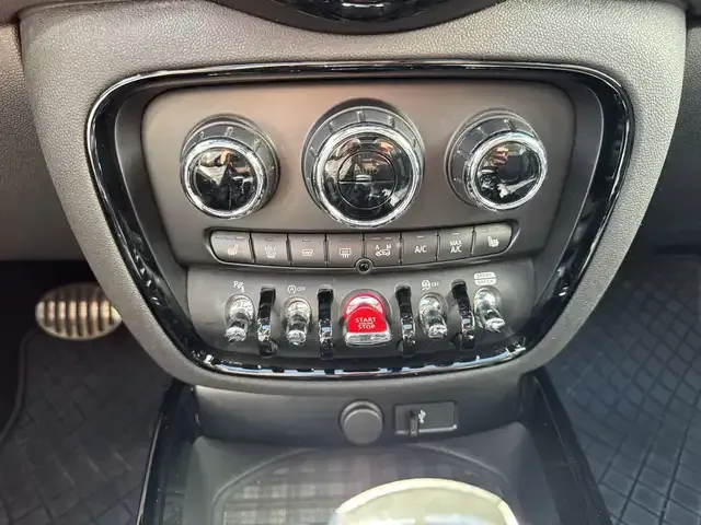MINI John Cooper Works Clubman