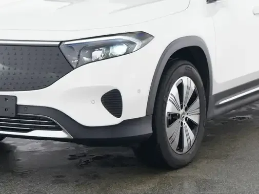 Mercedes-Benz EQB 300