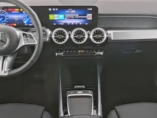 Mercedes-Benz EQB 300