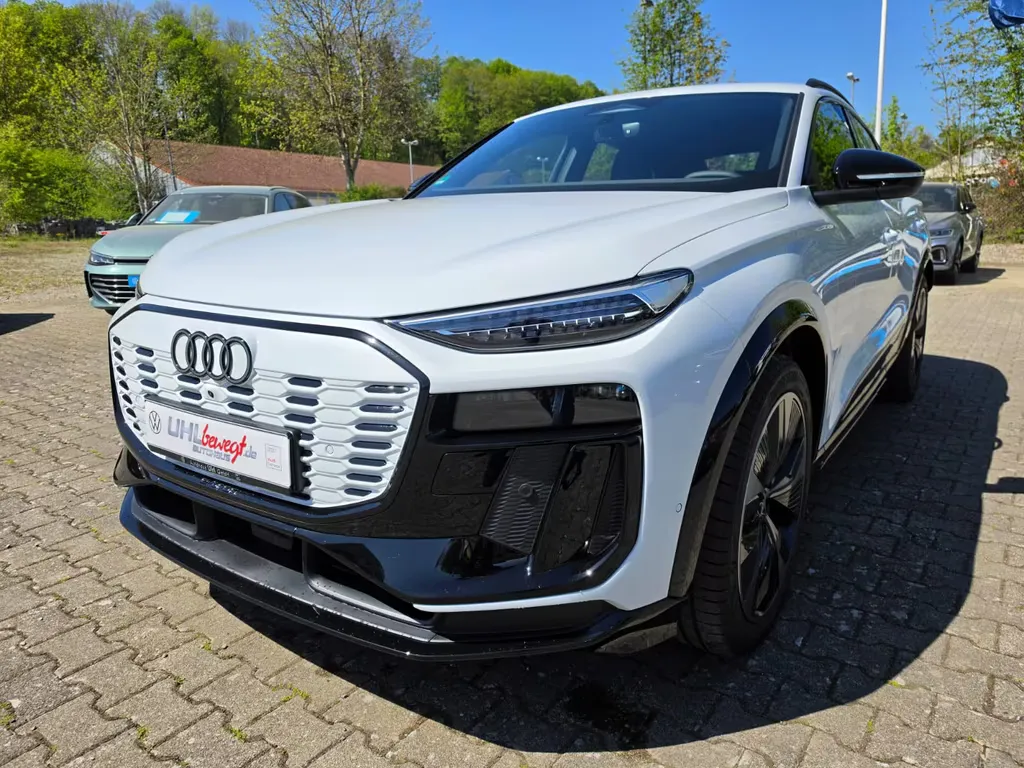 Audi SQ6
