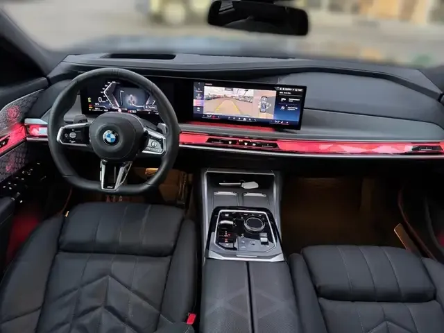 BMW 740