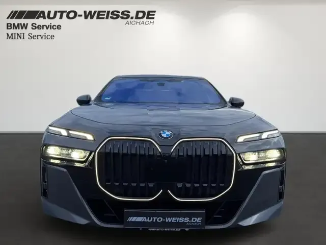 BMW 740