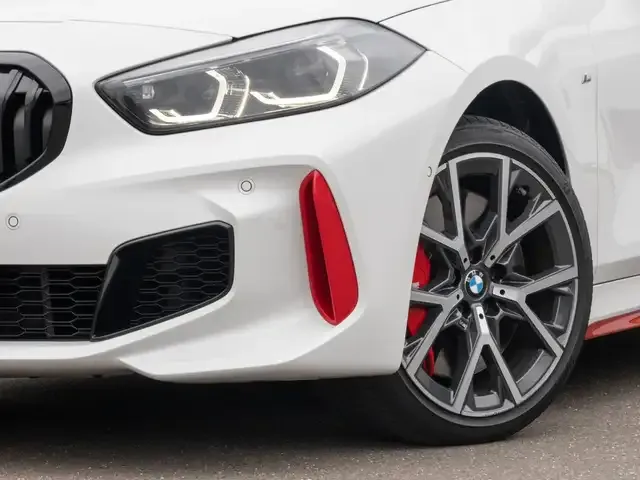 BMW 128