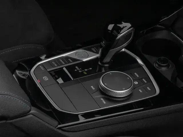 BMW 128
