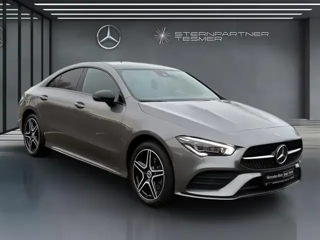 Mercedes-Benz CLA 250