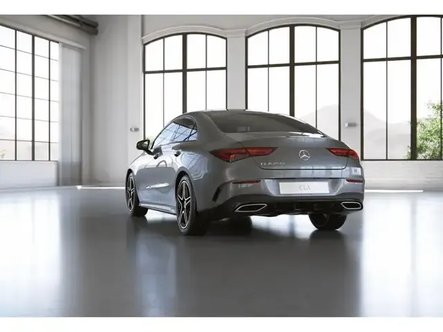 Mercedes-Benz CLA 250