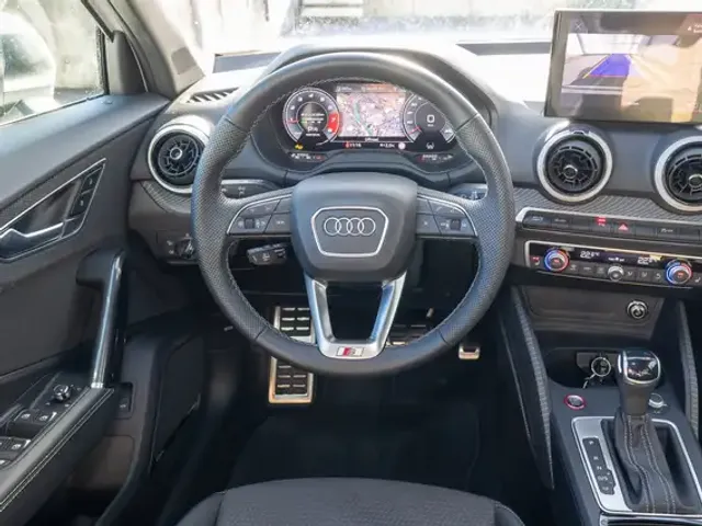 Audi SQ2
