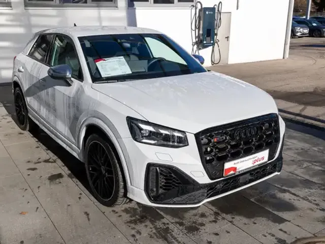 Audi SQ2