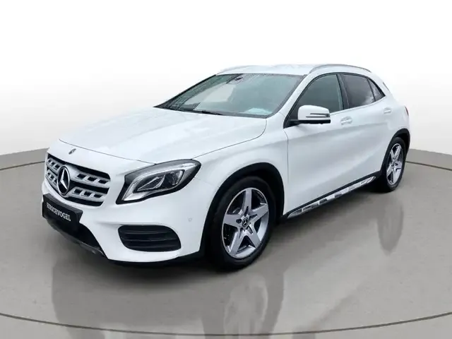 Mercedes-Benz GLA 250
