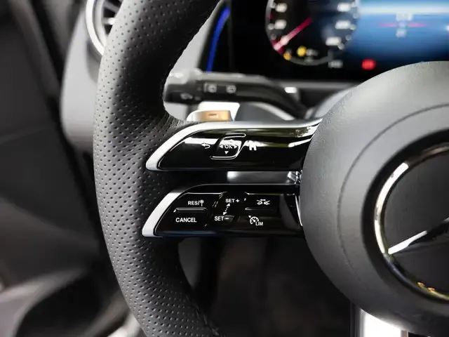 Mercedes-Benz GLB 250