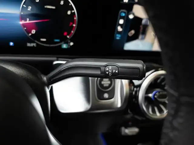 Mercedes-Benz GLB 250