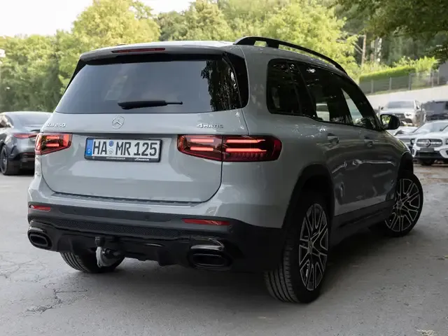 Mercedes-Benz GLB 250