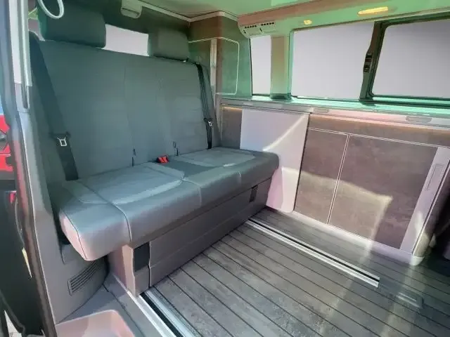 Volkswagen T6.1 California