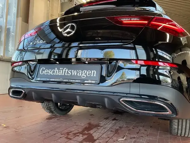Mercedes-Benz CLA 250