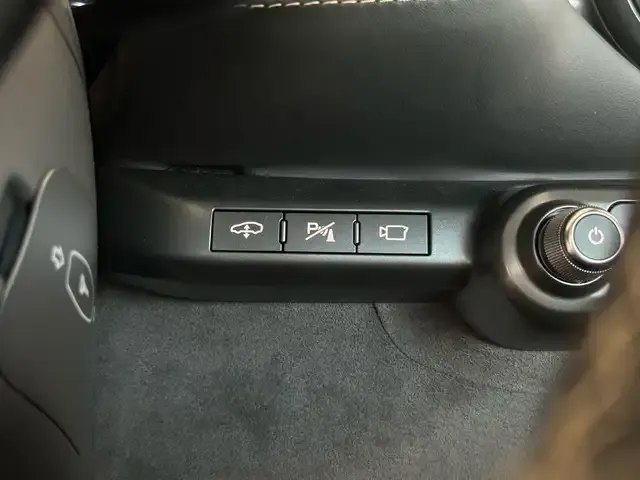 Ferrari 812