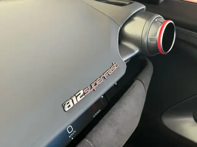 Ferrari 812