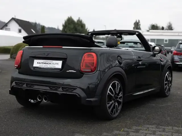MINI John Cooper Works Cabrio