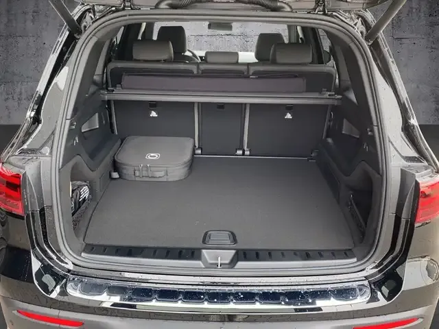 Mercedes-Benz EQB 300