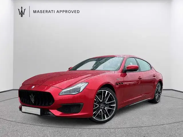 Maserati Quattroporte