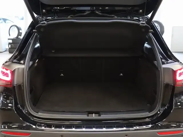 Mercedes-Benz GLA 180