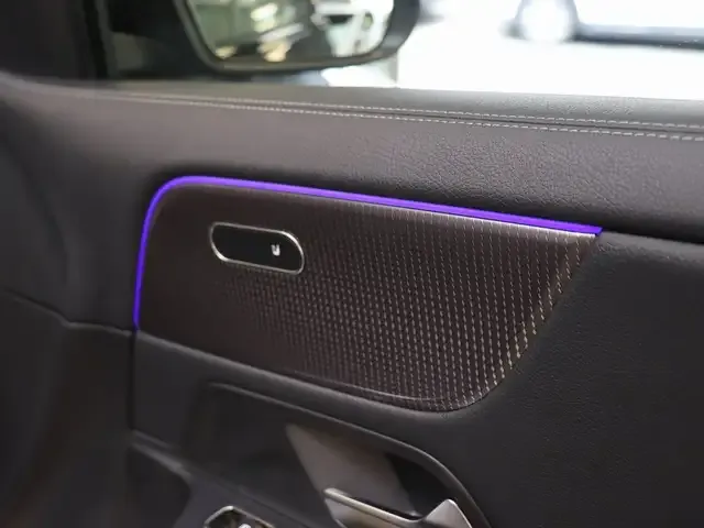Mercedes-Benz GLA 180