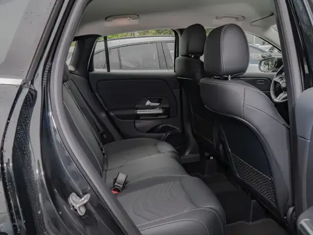 Mercedes-Benz GLA 180