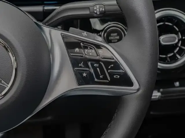 Mercedes-Benz GLA 180