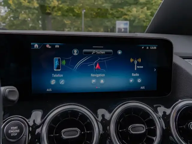 Mercedes-Benz GLA 180