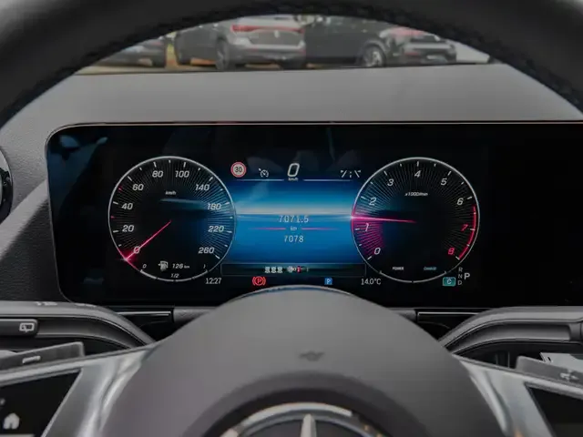 Mercedes-Benz GLA 180