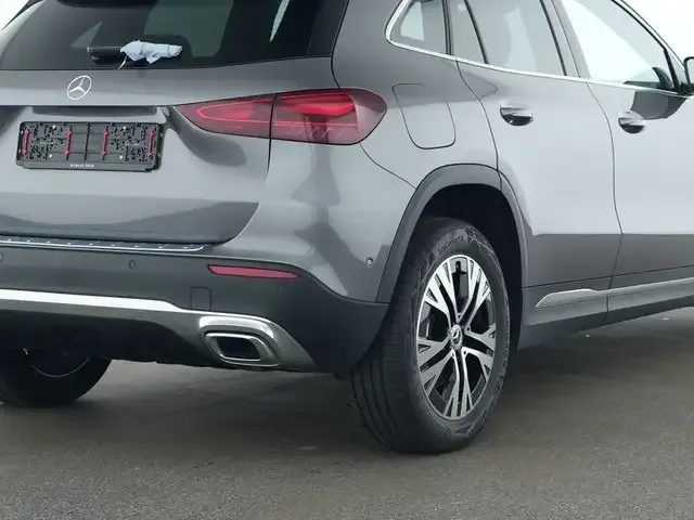 Mercedes-Benz GLA 250