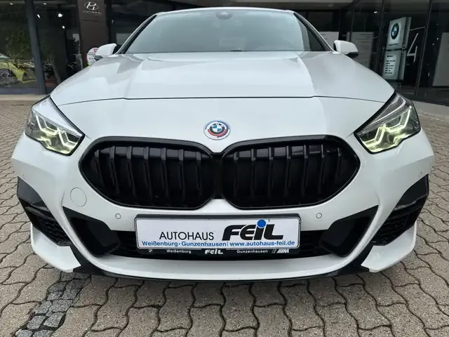 BMW 220