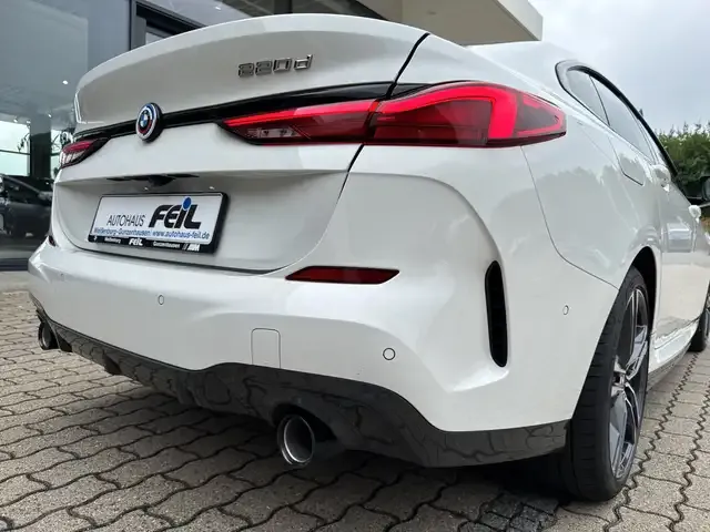 BMW 220