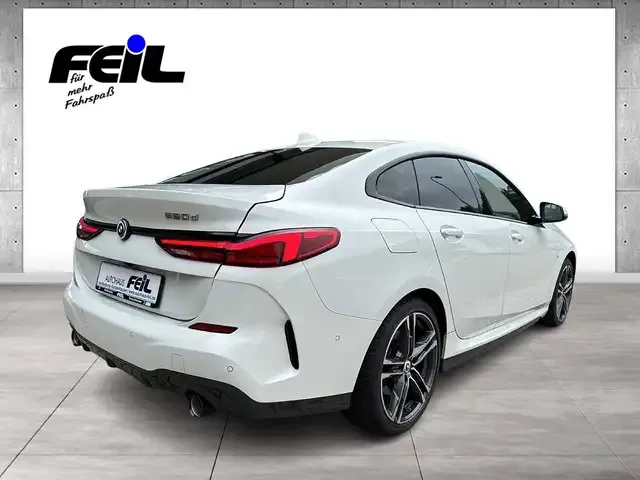 BMW 220
