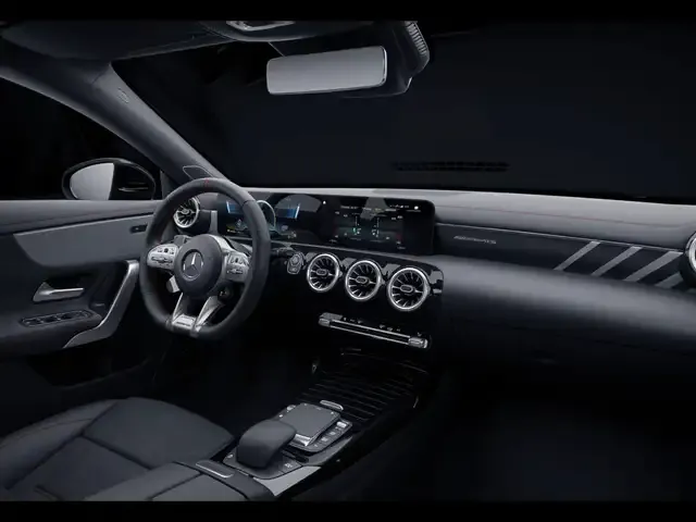 Mercedes-Benz CLA 45 AMG