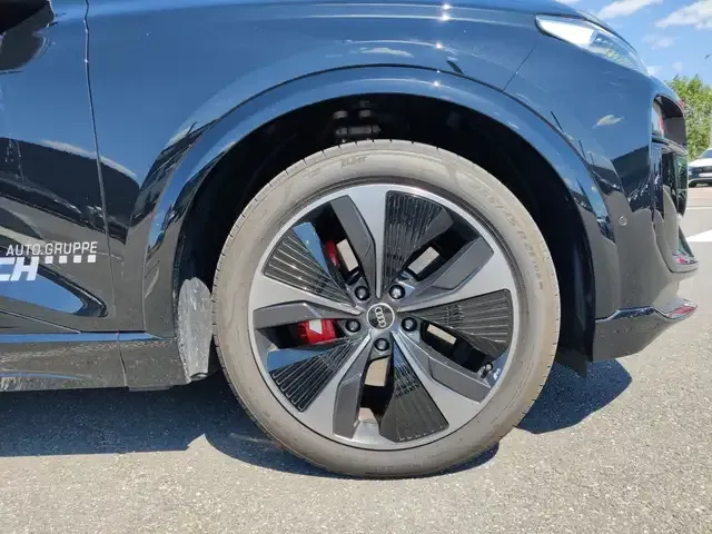 Audi SQ6