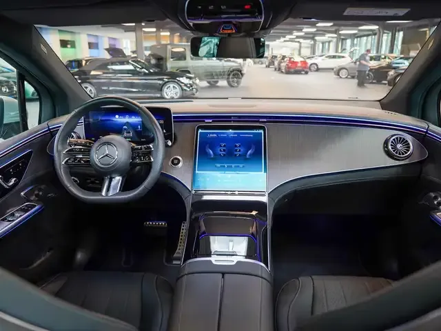 Mercedes-Benz EQE SUV