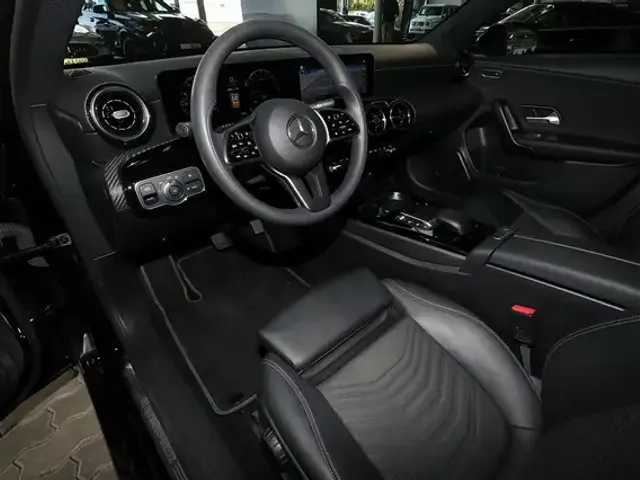 Mercedes-Benz A 250