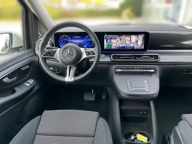 Mercedes-Benz EQV 300