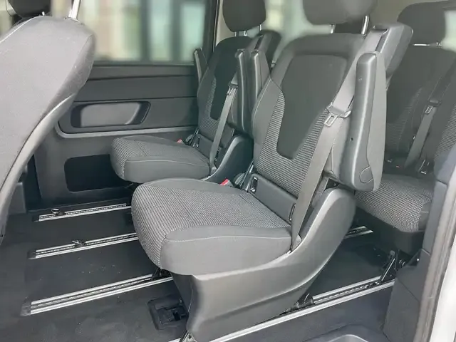Mercedes-Benz EQV 300