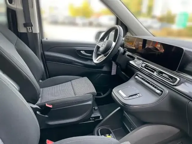 Mercedes-Benz EQV 300