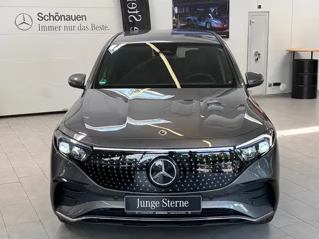 Mercedes-Benz EQB 300