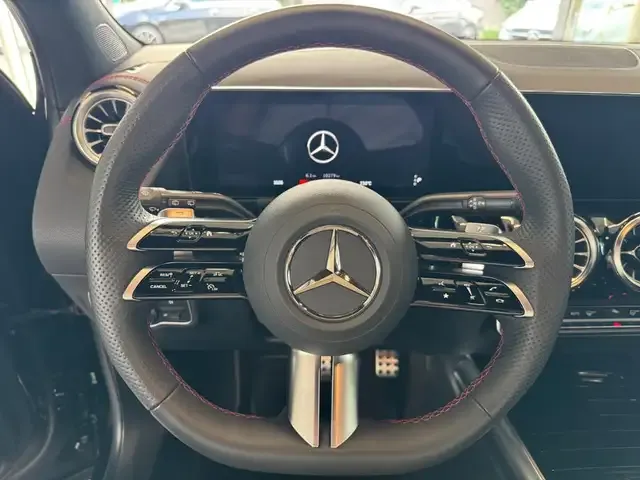 Mercedes-Benz EQA 300